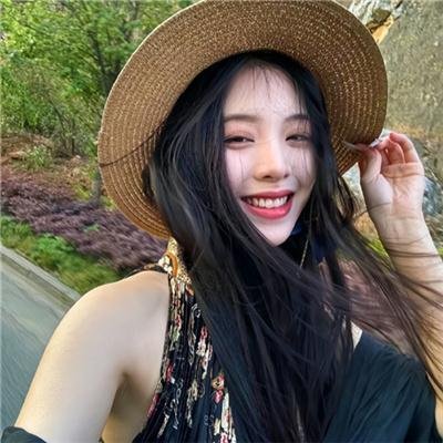 哈啰,我叫朵莉丝